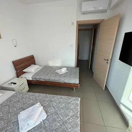 Coralli פרוטאראס